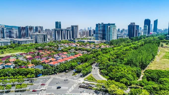 Why Golf Course Extension Road in Gurugram Is Becoming a Top Choice for Homebuyers