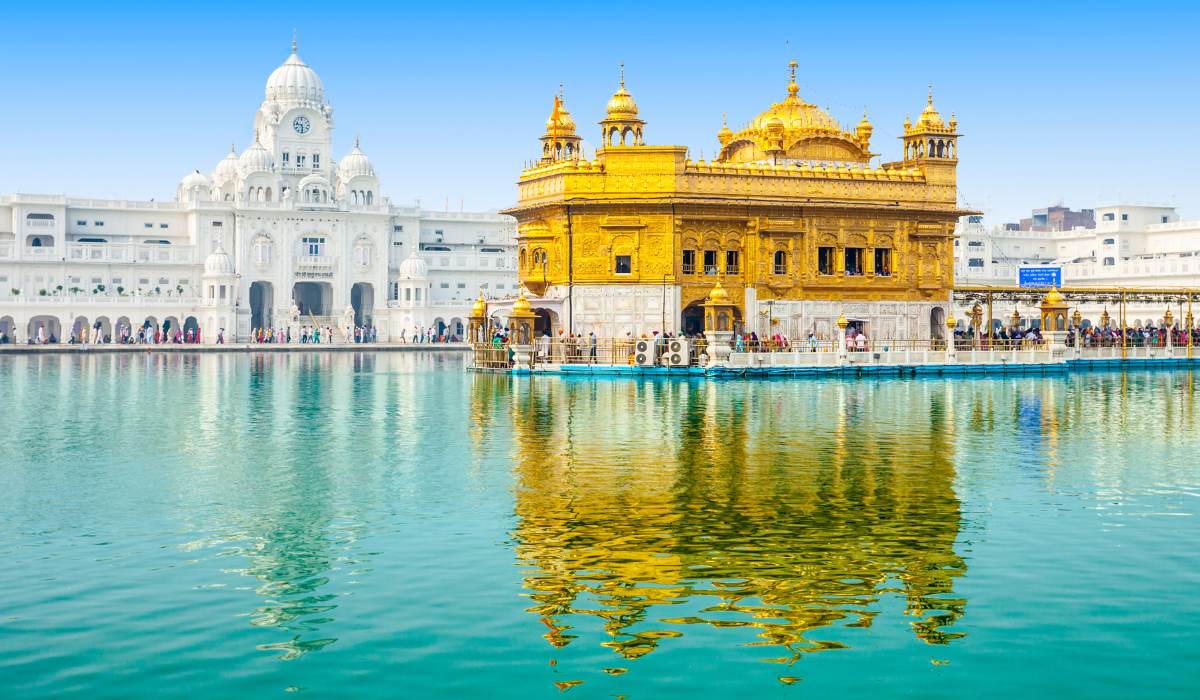 Famous Tourist Places in India (State-Wise)