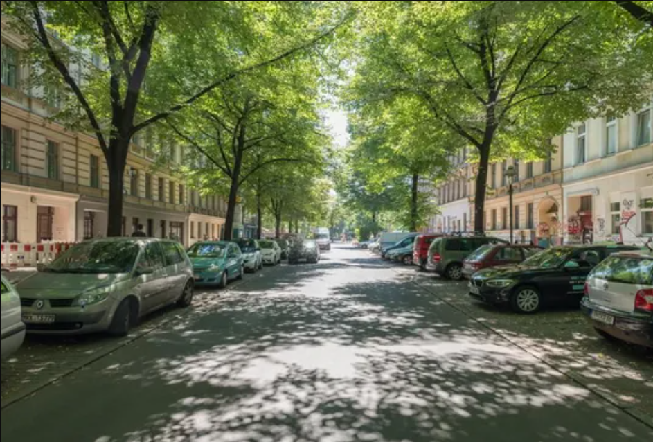 Home ownership in a popular Berlin neighborhood: Rented 3-room old building in Kreuzberg in Berlin — photo 5
