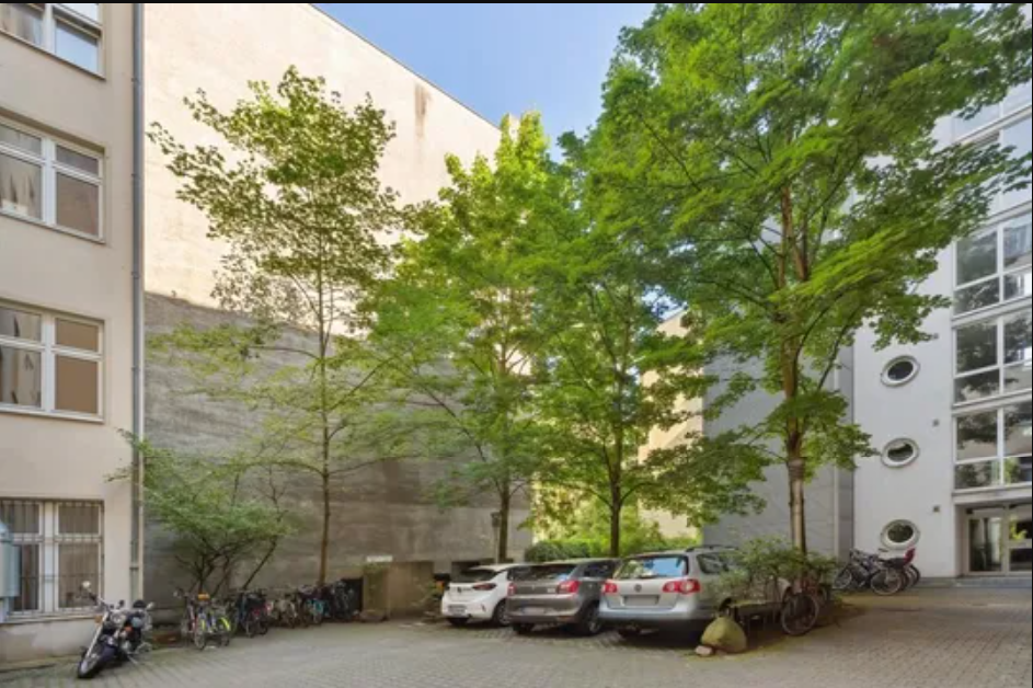 Investment - Attractive apartment in a central location in Berlin — photo 3