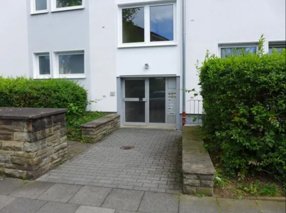 Bonn Alt-Tannenbusch. Rented 4-room apartment with balcony - 3rd floor. - commission-free! in Bonn — photo 2