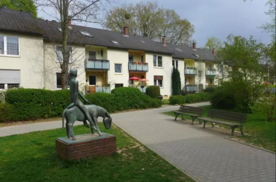 BN-Friesdorf. Rented 4-room apartment with balcony - commission-free in Bonn — photo 4