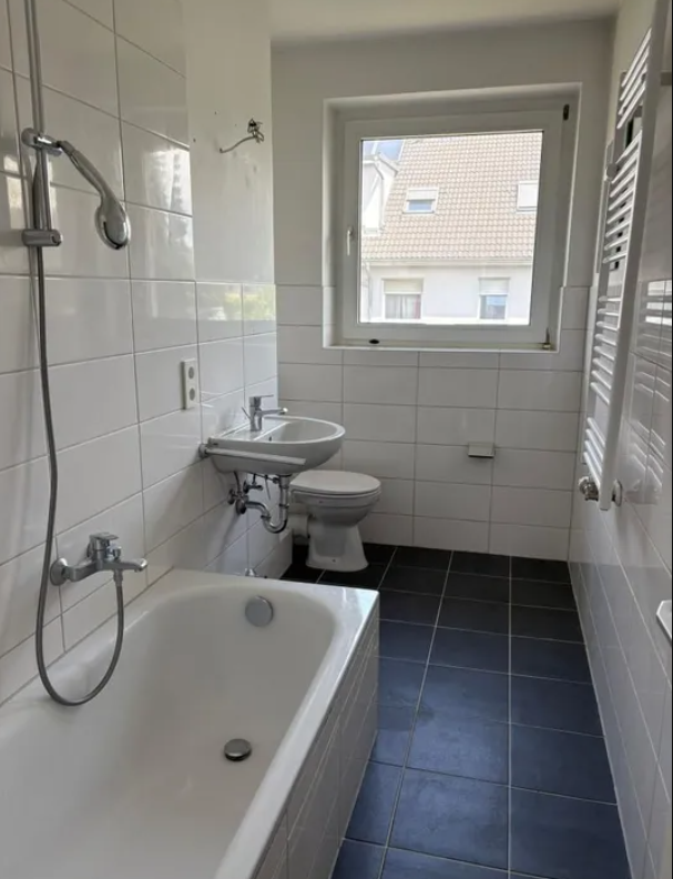 Renovated 3-room apartment in a popular location in Niederrad! in Frankfurt am Main — photo 3