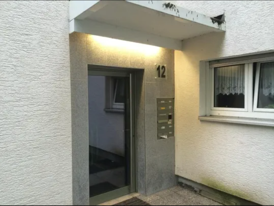 rented investment property near the Nordwestzentrum. in Frankfurt am Main — photo 2