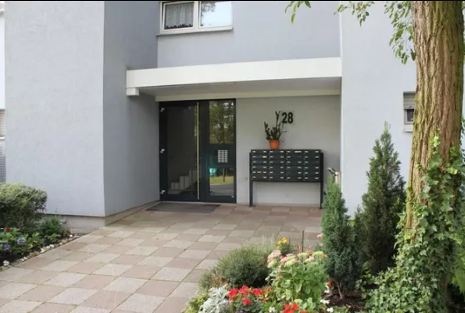 rented 3-room investment with panoramic view in Frankfurt am Main — photo 5