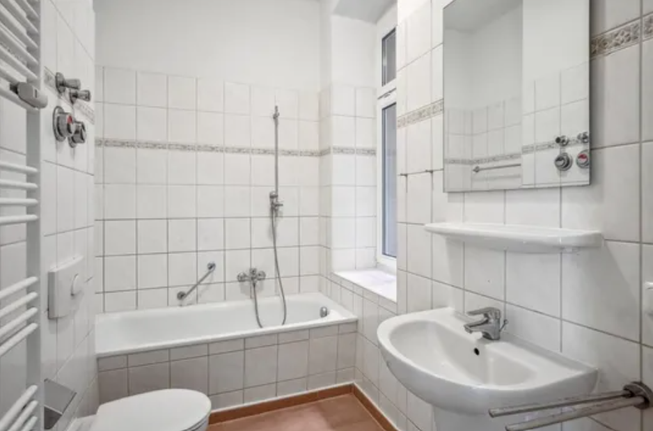 Apartment building in a central location and excellent infrastructure in Dresden 'Neustadt' in Dresden — photo 6