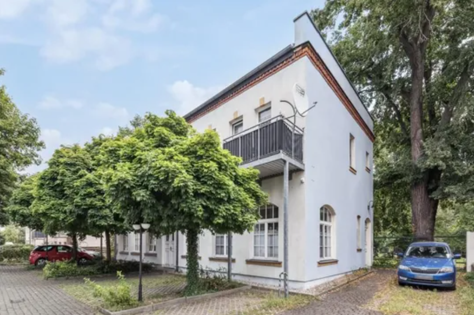 Historic residential and commercial building with elevator in a sought-after location in Dresden-Löbtau in Dresden — photo 2