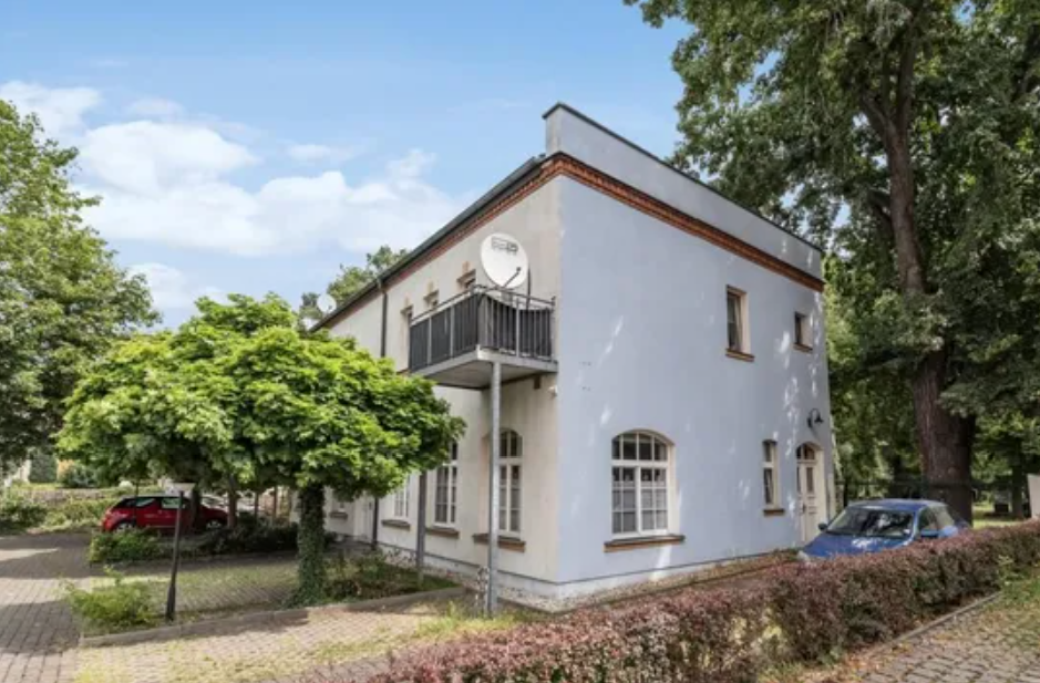 Historic residential and commercial building with elevator in a sought-after location in Dresden-Löbtau in Dresden — photo 6