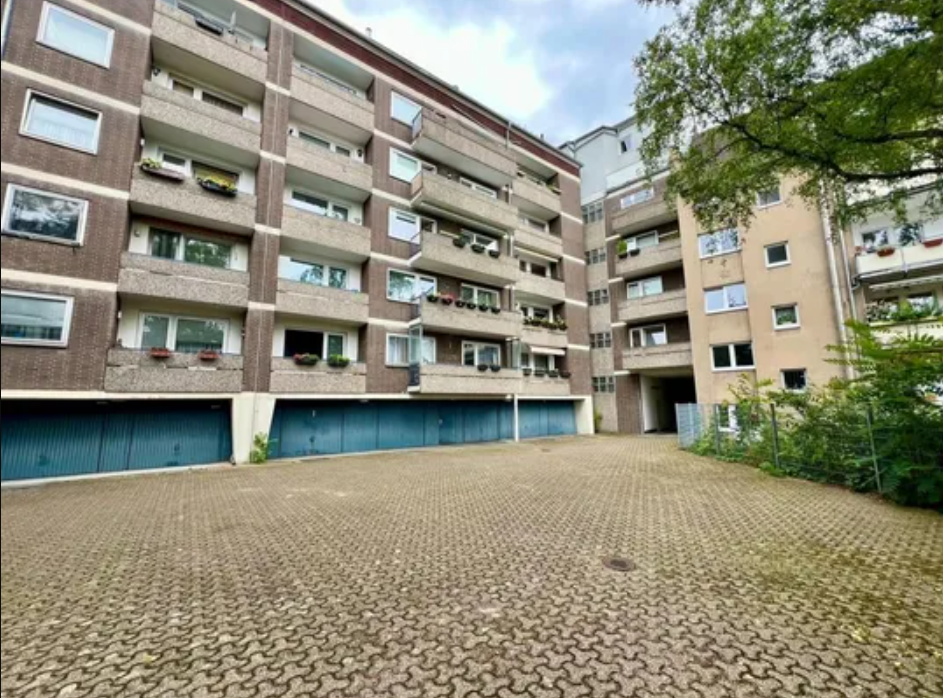 Düsseldorf Derendorf! Commission-free! Valuable investment! in Düsseldorf — photo 2