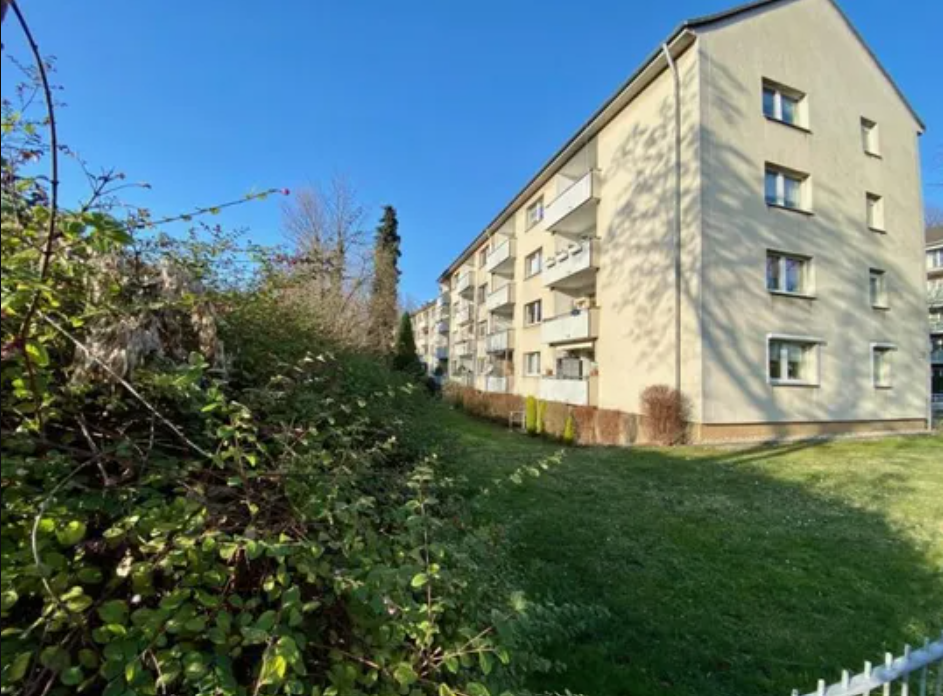 A solid entry-level investment in beautiful Mörsenbroich! Commission-free! in Düsseldorf — photo 2