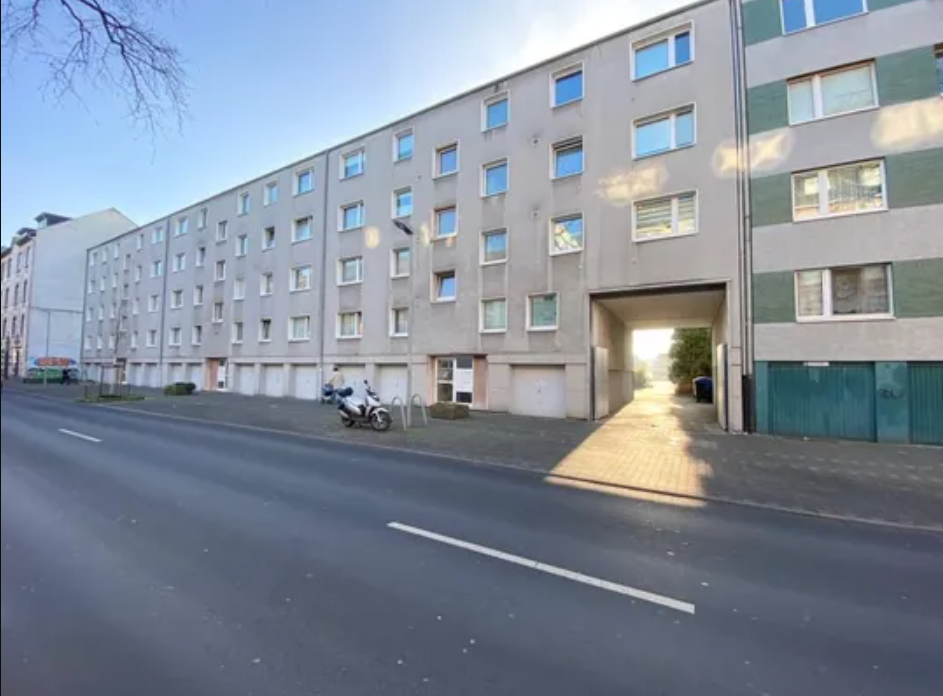 Spacious investment property with balcony in D-Rath! Commission-free! in Düsseldorf — photo 2