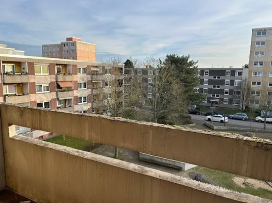 NO COMMISSION: 3 room apartment with balcony for self-occupancy in Düsseldorf — photo 3