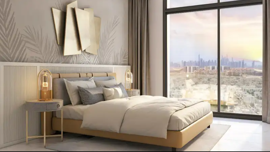 Azizi Amir in Dubai — photo 4