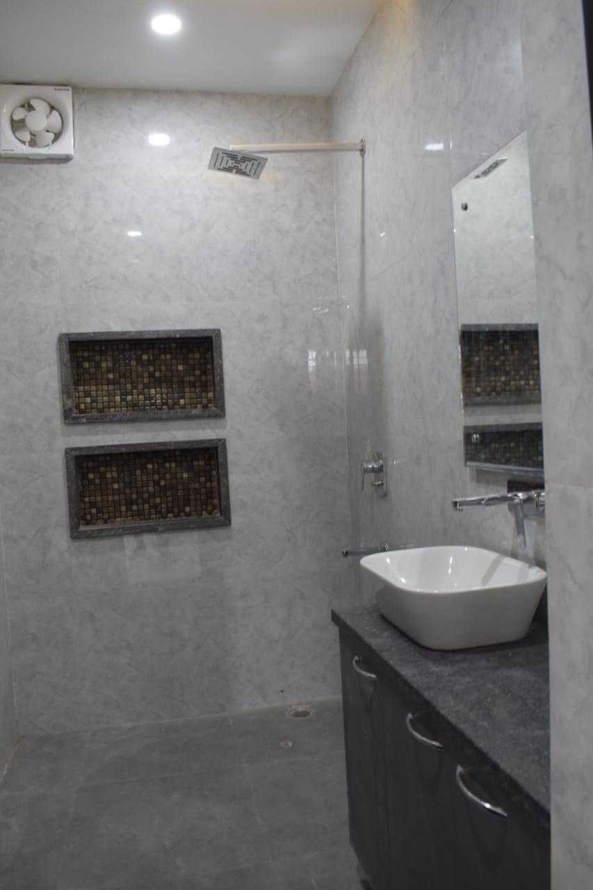 sector 7 builders floor in Faridabad — photo 2