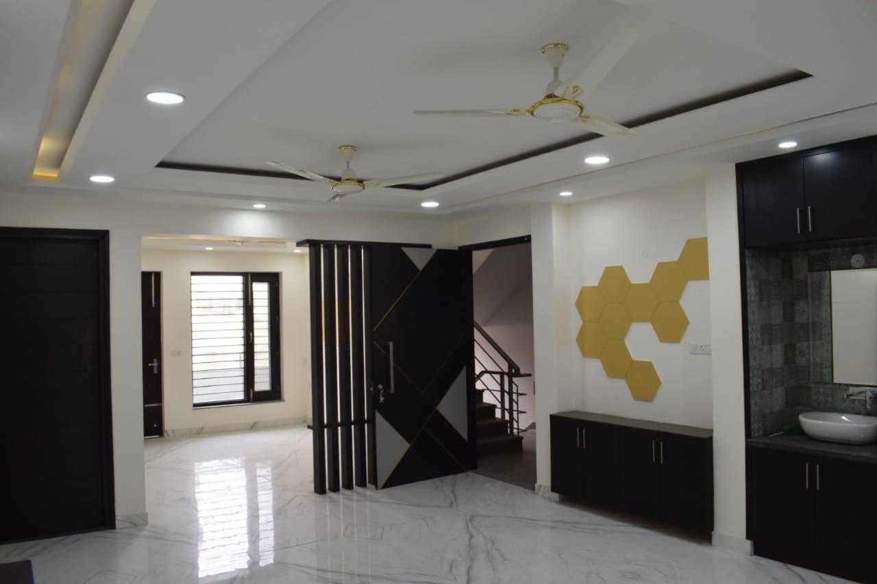 sector 7 builders floor in Faridabad — photo 3