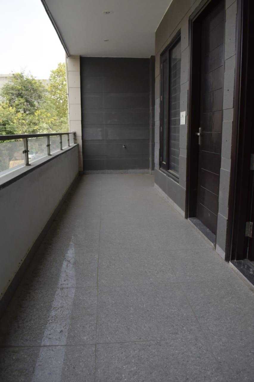 sector 7 builders floor in Faridabad — photo 5