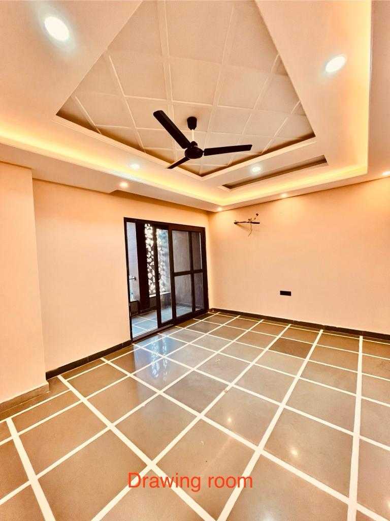 House 1 floor sector 10 dlf in Faridabad — photo 2