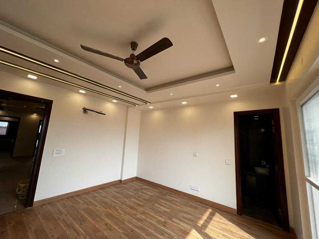 4 bhk builder floor in Faridabad — photo 4