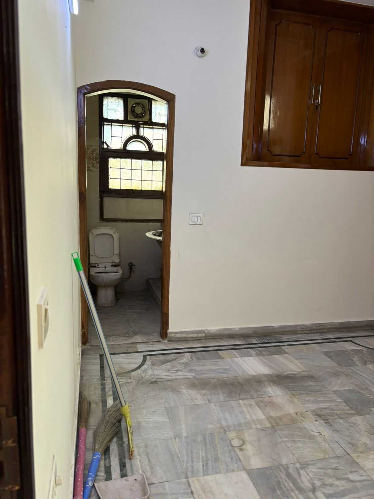duplex house 3+3 BHK apartments sector 9 in Faridabad — photo 2