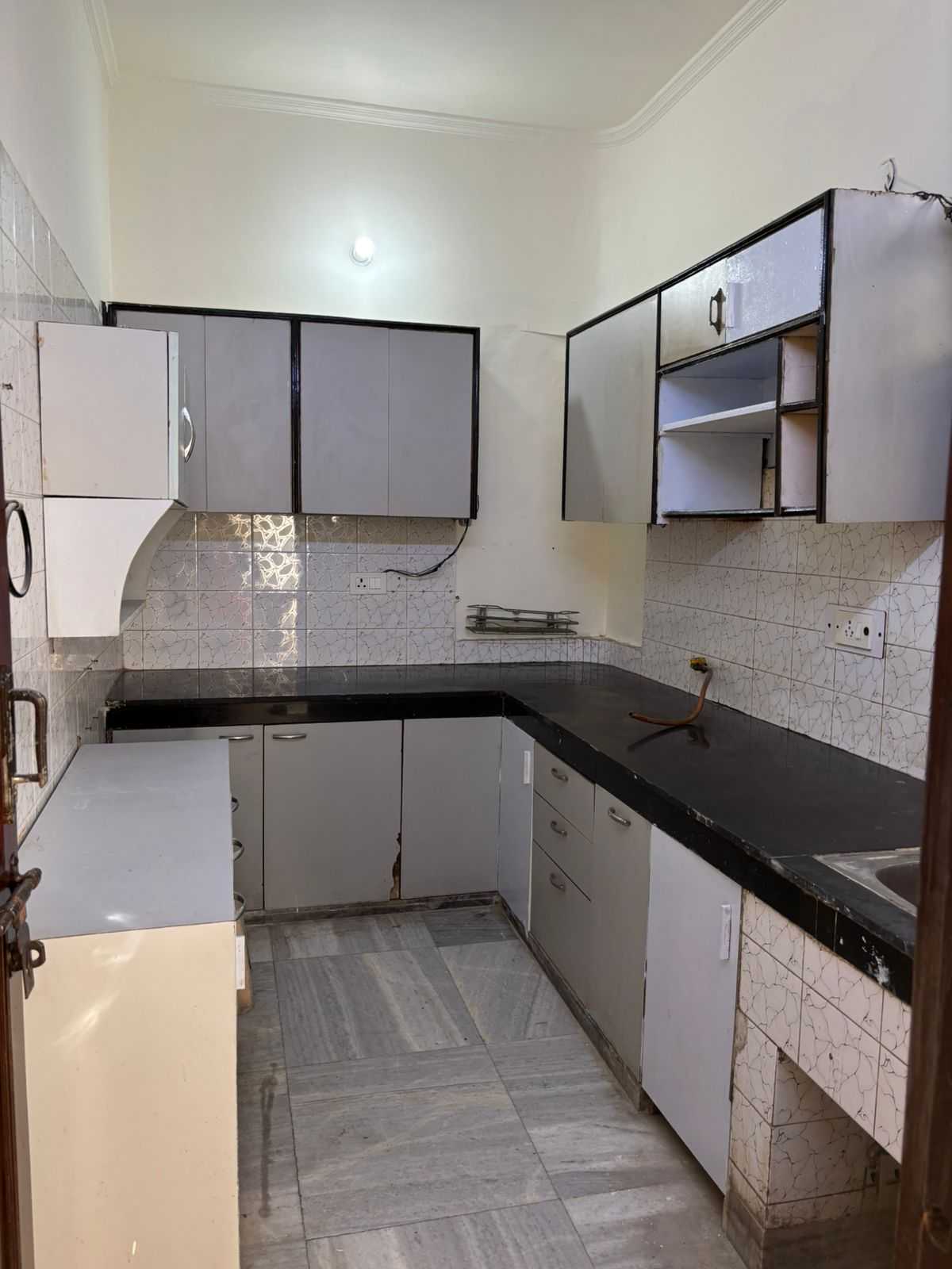 duplex house 3+3 BHK apartments sector 9 in Faridabad — photo 5