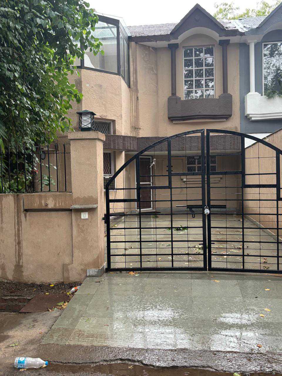 D block sushant lok phase 1 in Gurugram — photo 6