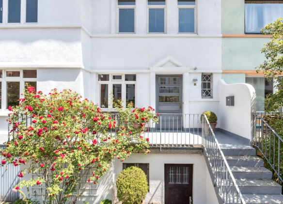 Elegant City Villa with Spacious Garden in Hanover’s Philosophenviertel in Hannover — photo 2