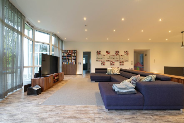 Secluded Designer Villa at the Edge of the Forest in Asbach-Bäumenheim — photo 5