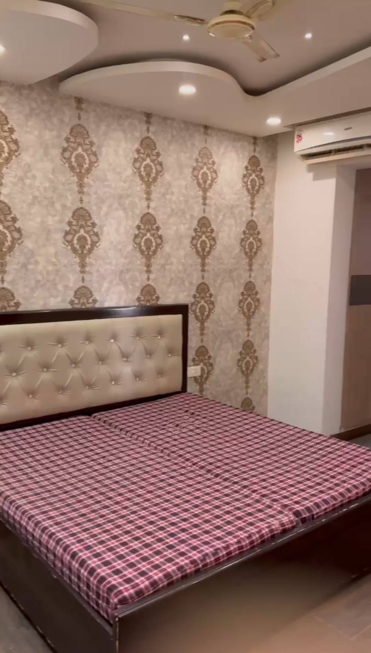 3BHK East-Facing Apartment in Sector 85, C Block, Faridabad – Priced at ₹1.45 Cr in Faridabad