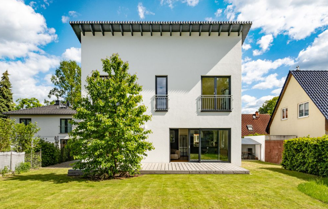 Modern Detached Family Home Berlin-Mahlsdorf in Berlin