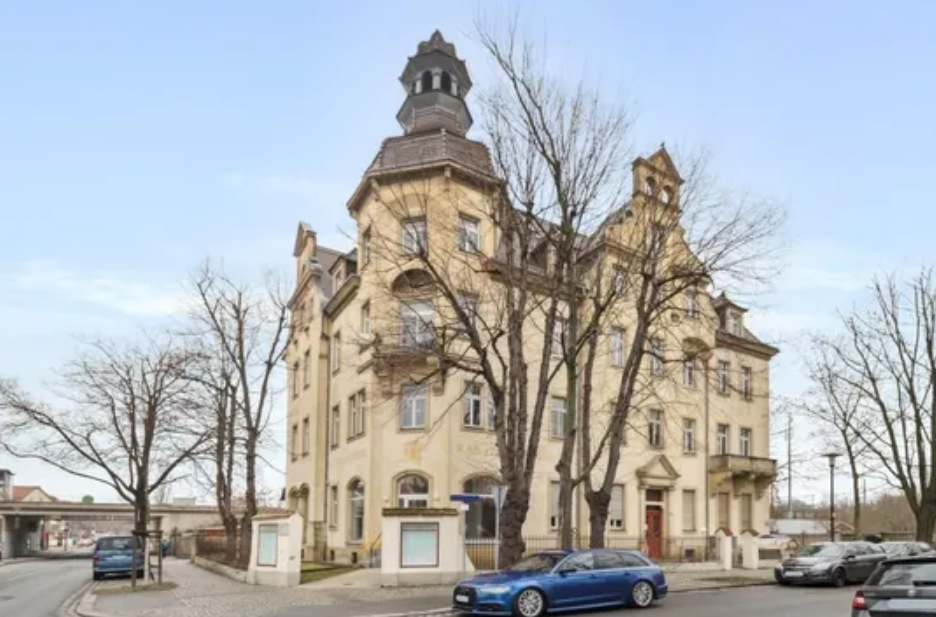 Attractive condominium package in Dresden – 4 rented apartments in a listed building in Dresden