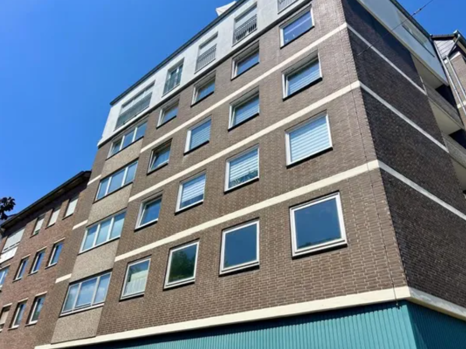 Düsseldorf Derendorf! Commission-free! Valuable investment! in Düsseldorf