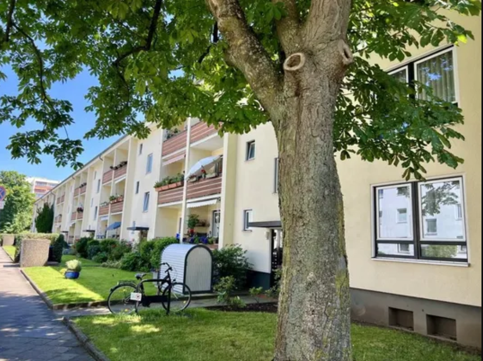 Attractive ----rented -----condominiums in Lörick --- commission-free in Düsseldorf