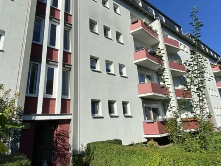 Attractive ----rented -----condominiums in Unterrath --- commission-free in Düsseldorf
