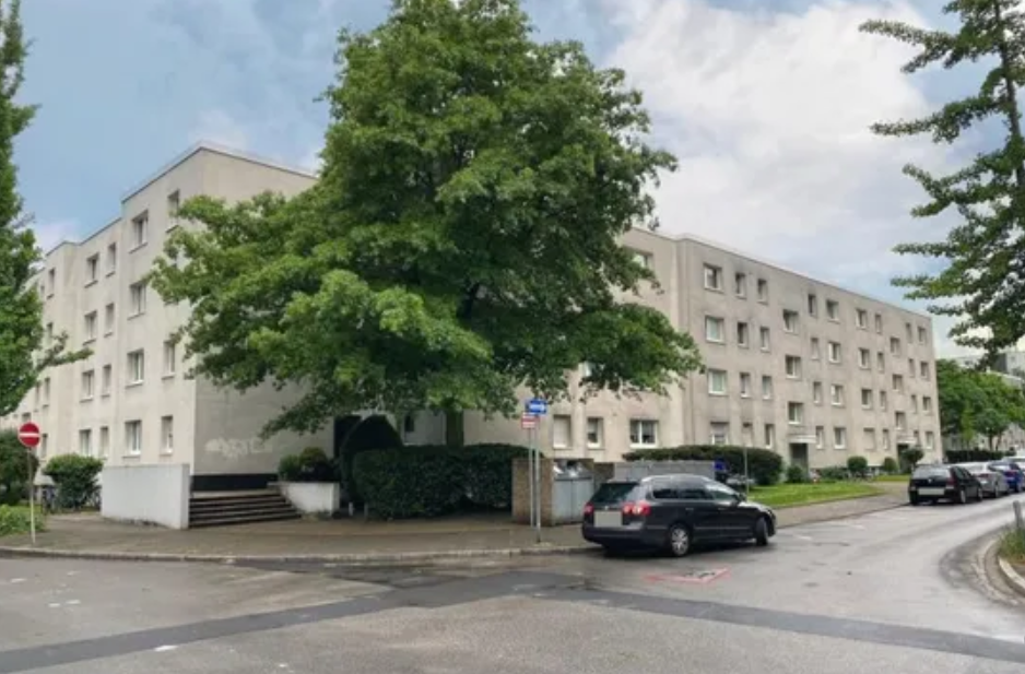 Investment: 3 room apartment with balcony in Düsseldorf